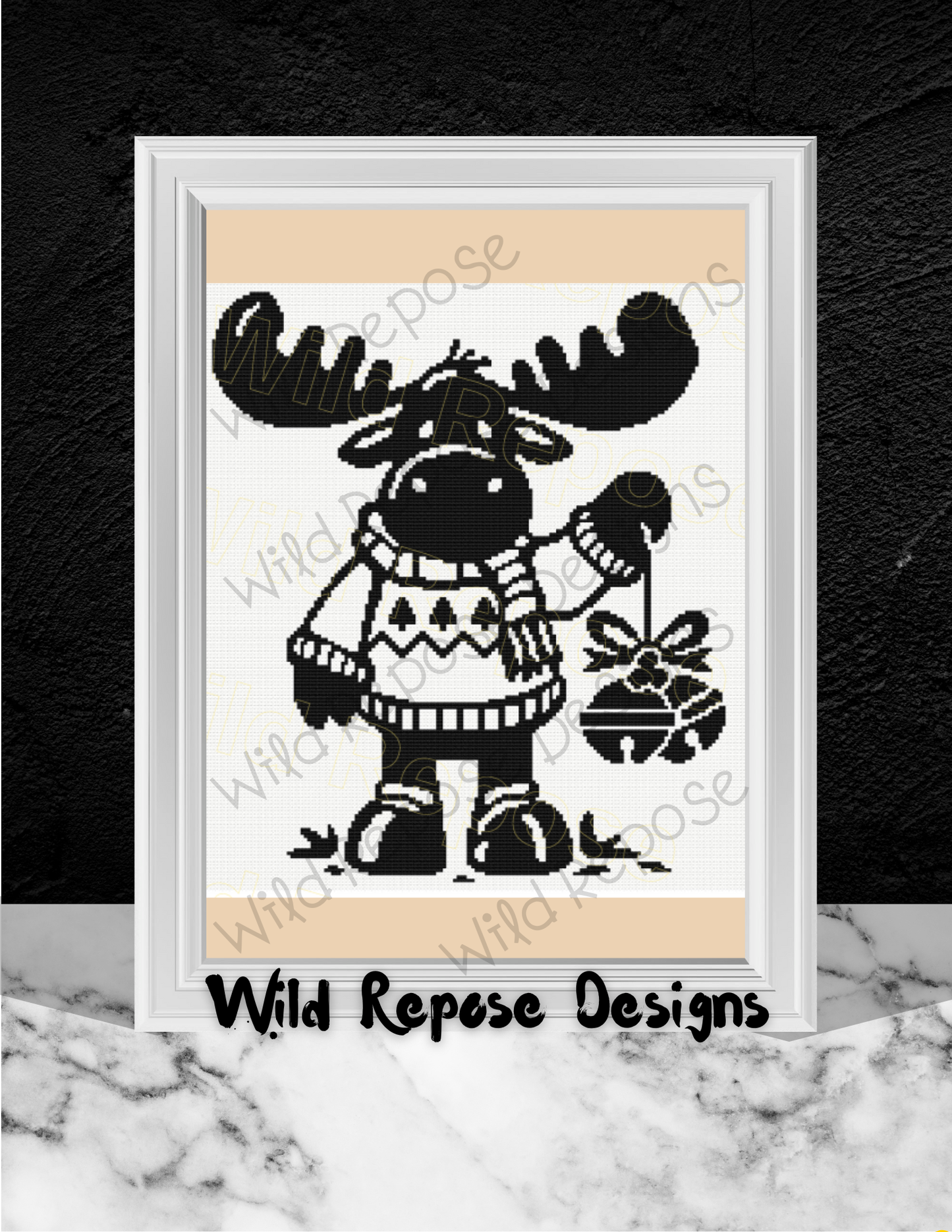 Moose with Jingle Bells B/W Crochet Pattern 180 x 180