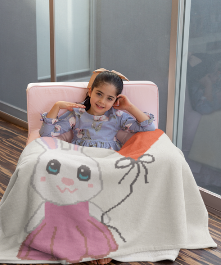 Bunny with Balloon Crochet Pattern 185 x 181